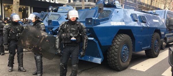 L'acte 5 des Gilets jaunes sous haute surveillance à Paris, 15 décembre 2018 - Sputnik Afrique