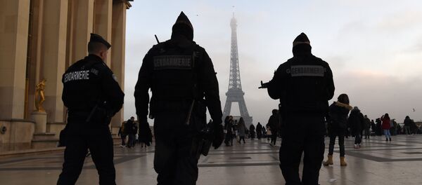 Des gendarmes français à Paris - Sputnik Afrique