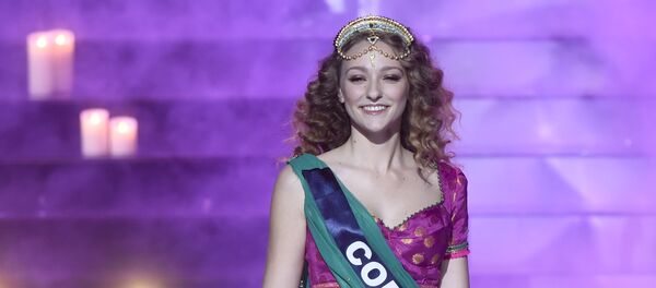Miss Corse Manon Jean-Mistral performs on stage during the Miss France 2019 beauty contest in Lille, on December 15, 2018. - Sputnik Afrique