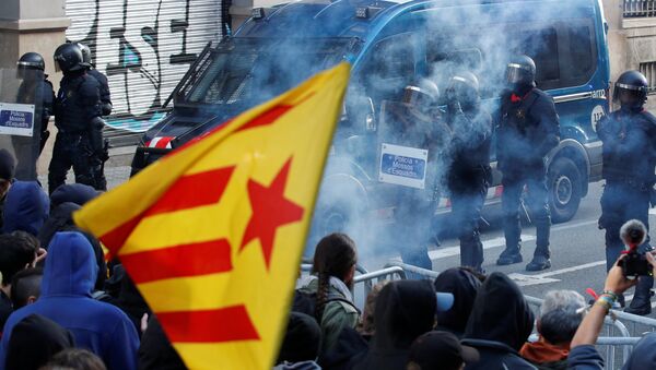 Las protestas del 21D en Barcelona, Cataluña - Sputnik Afrique