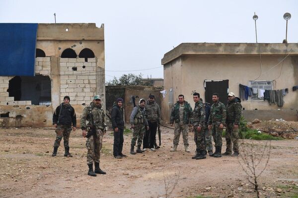 Forces syriennes déployées dans le district de Manbij - Sputnik Afrique