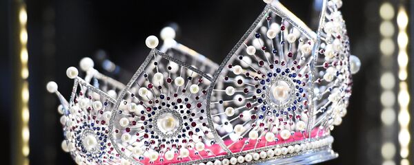 Une couronne (image d'illustration) - Sputnik Afrique