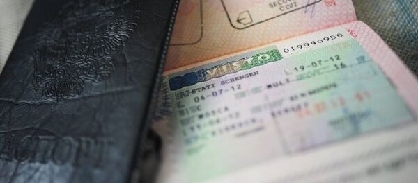 Russie-Occident : Moscou n'abrogera les visas qu'à titre réciproque - Sputnik Afrique