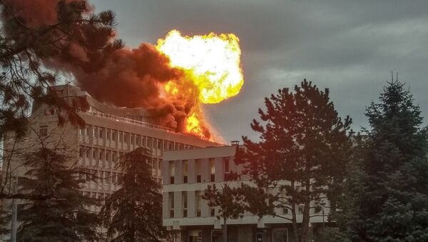 Fortes explosions et grand incendie à l’Université Lyon-I - Sputnik Afrique