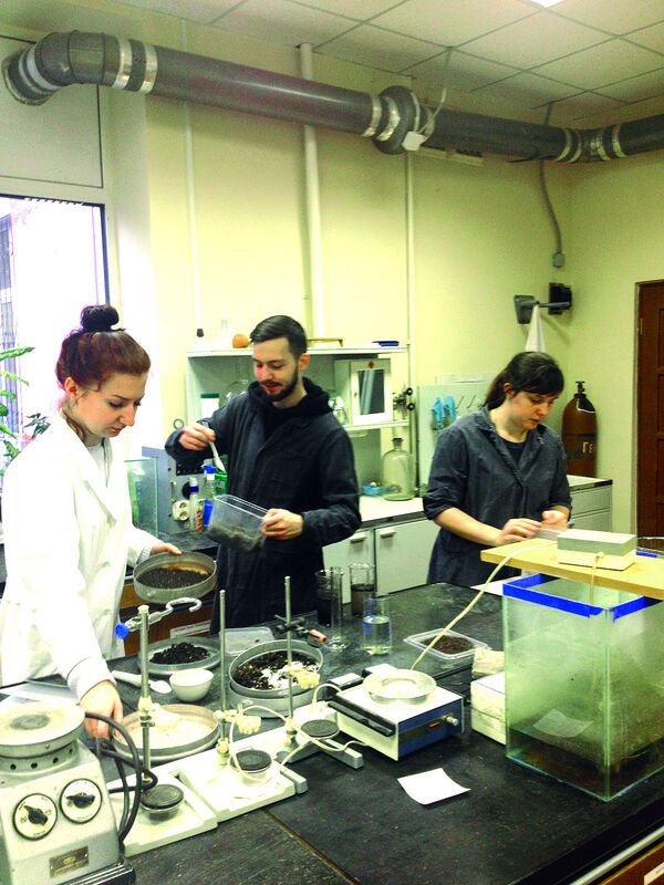 Les scientifiques de Samara créent une technologie de «guérison des sols» - Sputnik Afrique