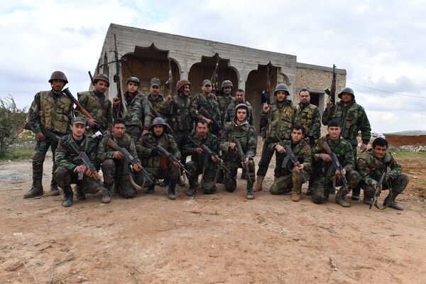 Avancée de l’armée syrienne à Manbij, au nord-est d’Alep - Sputnik Afrique