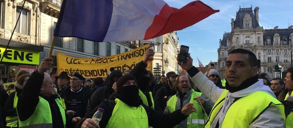 «Grève générale»:mobilisation nationale de la CGT et des Gilets jaunes à Paris, le 5 février 2019 - Sputnik Afrique