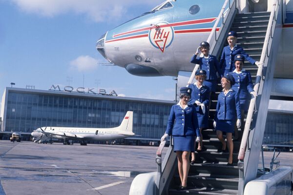 Beautés à bord: les hôtesses de l’air russes et soviétiques - Sputnik Afrique