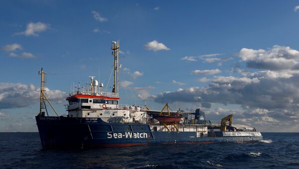Le navire humanitaire Sea-Watch 3 de l'ONG allemande Sea-Watch - Sputnik Afrique