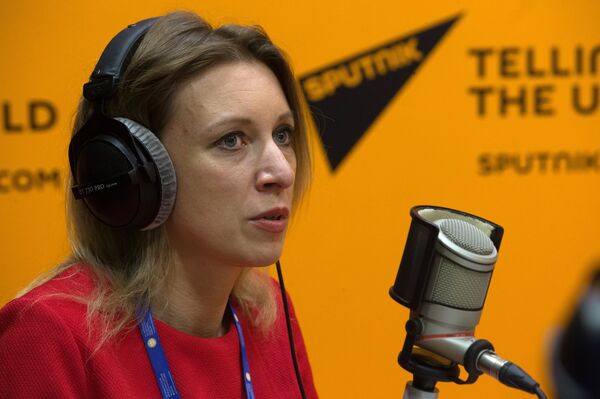 Avec quelle personnalité politique aimeriez-vous passer la Saint-Valentin? - Sputnik Afrique