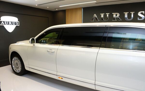 Présentation de la limousine Aurus à Abou Dhabi - Sputnik Afrique
