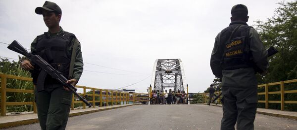 La Garde nationale du Venezuela au pont international La Union, à la frontière avec la Colombie La Garde nationale du Venezuela au pont international La Union, à la frontière avec la Colombie - Sputnik Afrique