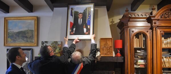 Portrait d’Emmanuel Macron - Sputnik Afrique