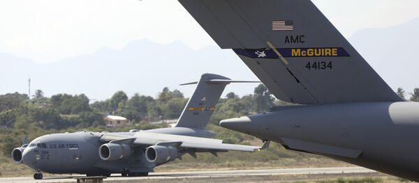 un avion US transportant une aide humanitaire destinée au Venezuela un avion US transportant une aide humanitaire destinée au Venezuela - Sputnik Afrique