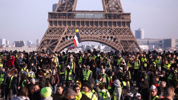 Акция протеста желтых жилетов в Париже - Sputnik Afrique