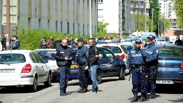 Policiers à Grenoble. Image d'illustration - Sputnik Afrique