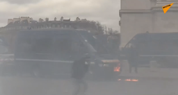 Acte 18: les Gilets jaunes défilent à Paris, le 16 mars 2019  - Sputnik Afrique