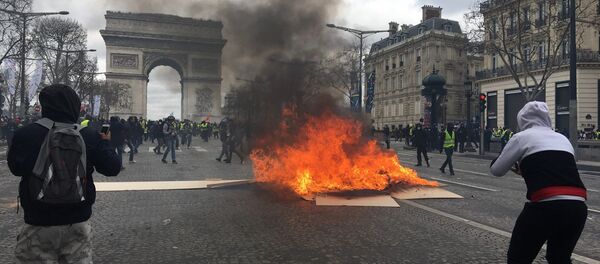 Acte 18: les Gilets jaunes défilent à Paris, le 16 mars 2019 - Sputnik Afrique