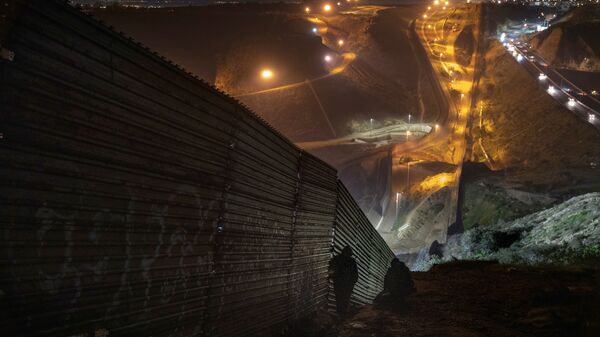 Mur entre les États-Unis et le Mexique - Sputnik Afrique