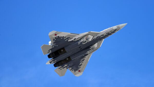 The multipurpose fighter of the fifth generation SU-57 on the military parade devoted to the 73rd anniversary of the victory in the Great Patriotic War of 1941-1945 - Sputnik Afrique