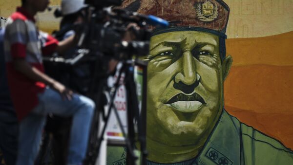 Graffiti de l'ancien président du Venezuela Hugo Chavez - Sputnik Afrique
