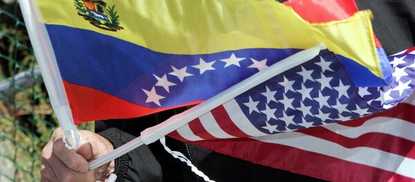 Drapeaux du Venezuela et des Etats-Unis - Sputnik Afrique