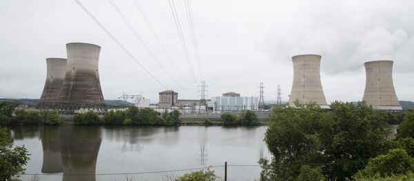 Shown is the Three Mile Island nuclear power plant in Middletown, Pa., Monday, May 22, 2017 - Sputnik Afrique