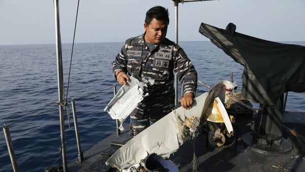 Sur les lieux du crash d'un Boeing 737 MAX de Lion Air en Indonésie - Sputnik Afrique