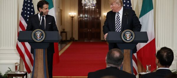 Donald Trump et Giuseppe Conte - Sputnik Afrique