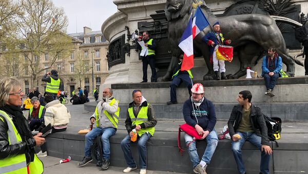 Acte 21 des Gilets jaunes à Paris, le 6 avril 2019 - Sputnik Afrique