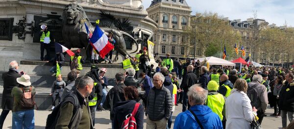 Acte 21 des Gilets jaunes à Paris, le 6 avril 2019 - Sputnik Afrique