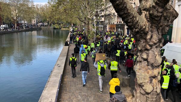 Acte 21 des Gilets jaunes à Paris, le 6 avril 2019 - Sputnik Afrique