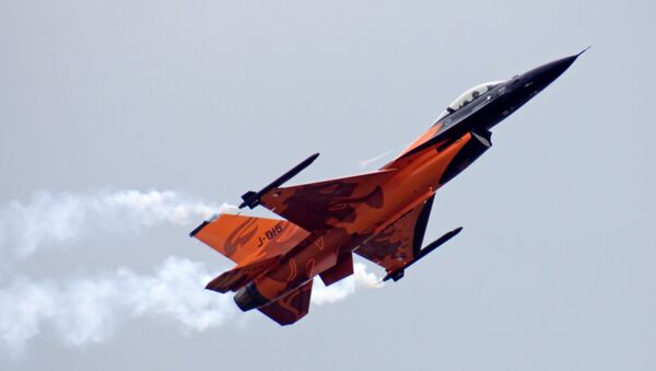 Un F-16 néerlandais - Sputnik Afrique