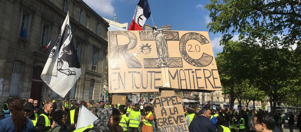 Acte 22 des Gilets jaunes à Paris, 13 avril 2019 - Sputnik Afrique