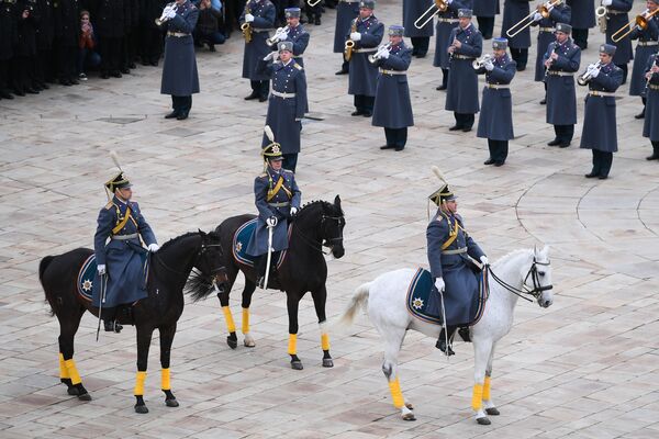 Parade des escortes à pied et à cheval du Régiment présidentiel russe - Sputnik Afrique