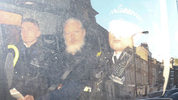 Julian Assange arrêté à Londres - Sputnik Afrique