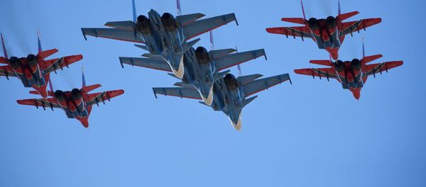 Répétition de la partie aérienne du défilé de la Victoire - Sputnik Afrique