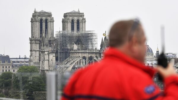 Последствия пожара в соборе Парижской Богоматери - Sputnik Afrique