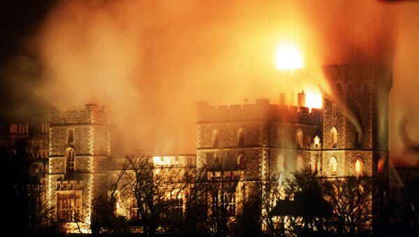 Le 20 novembre 1992, un incendie s’est déclaré à Windsor, la résidence d’été des monarques britanniques, dans le Berkshire - Sputnik Afrique
