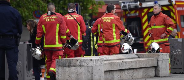 pompiers parisiens (Image d'archive) - Sputnik Afrique