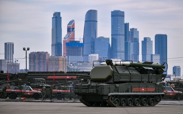 Préparation de l’équipement militaire pour le défilé de la Victoire à Moscou - Sputnik Afrique