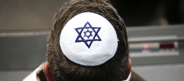Un homme portant une kippa, image d'illustration - Sputnik Afrique