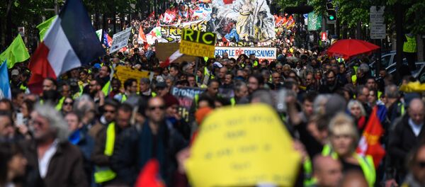 Les Gilets jaunes lors de l’acte 24 à Paris - Sputnik Afrique