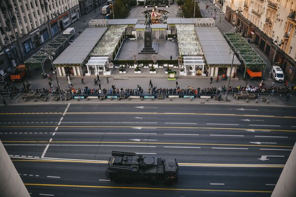 Le matériel militaire arrive à Moscou pour la répétition du défilé de la Victoire - Sputnik Afrique