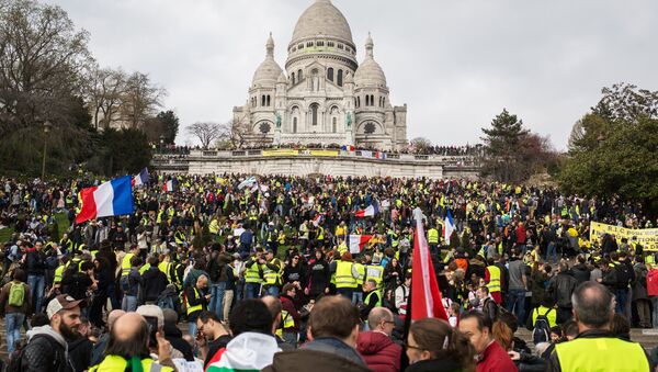 Акция протеста жёлтых жилетов в Париже - Sputnik Afrique