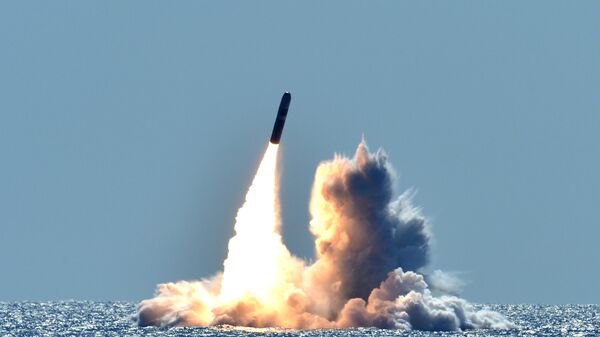 Tir d’un missile balistique américain Trident, photo d'archives - Sputnik Afrique