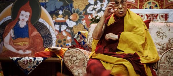 Духовный лидер буддистов Далай-лама XIV проводит в Риге лекцию для жителей стран Балтии и России. - Sputnik Afrique