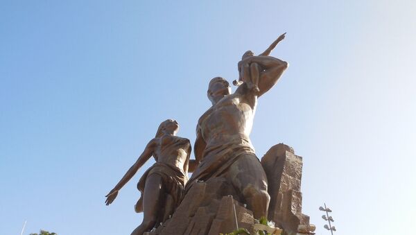 Statue du Monument de la Renaissance Africaine à Dakar - Sputnik Afrique