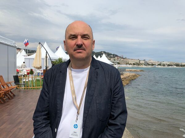 Ivan Bolotnikov est venu au Marché du Film à Cannes pour présenter sa production “Velga” Ivan Bolotnikov est venu au Marché du Film à Cannes pour présenter sa production “Velga” - Sputnik Afrique