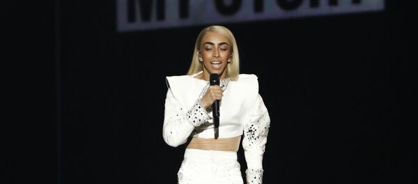 Bilal Hassani interpète la chanson Roi Bilal Hassani interpète la chanson Roi - Sputnik Afrique